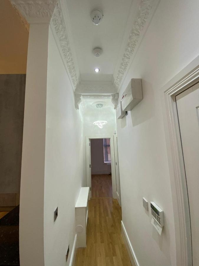 Luxury Apartment Apt4 Wolverhampton Bagian luar foto